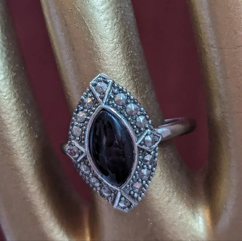 🖤 Marcasite Black Rhinestone Marquis Silver tone ring size 9